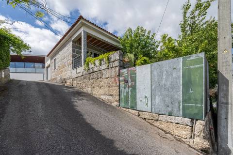 MORADIA TÉRREA T3+1 EM VIZELA