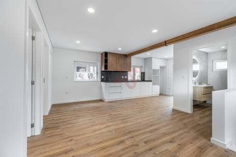 Apartamento T2 com Terraço no Centro de Vizela