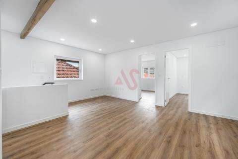 Apartamento T2 com Terraço no Centro de Vizela
