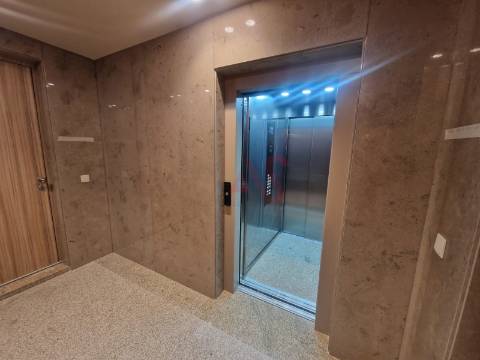 Apartamento T2 no 4. andar em Creixomil, Guimarães