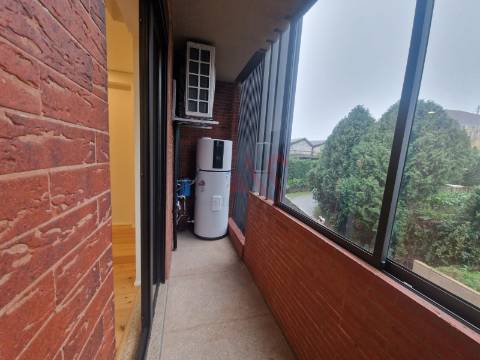 Apartamento T2 no 4. andar em Creixomil, Guimarães