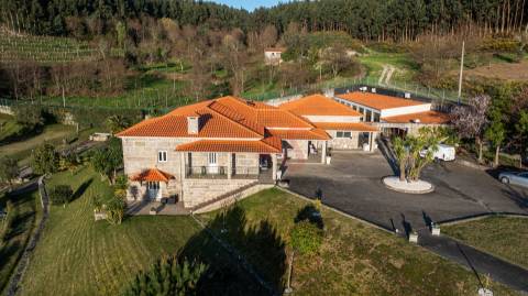 Moradia T4 de Luxo em Souto, Guimarães