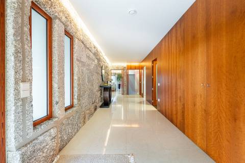 Moradia T4 de Luxo em Souto, Guimarães