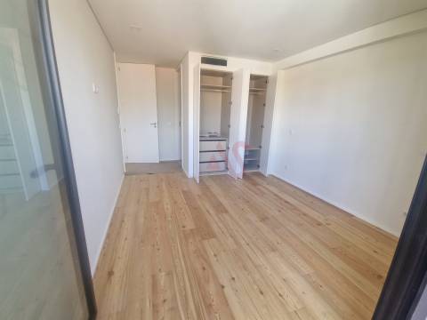 Apartamento de luxo T2 recuado em Creixomil, Guimarães