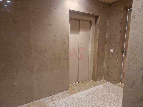 Apartamento de luxo T2 recuado em Creixomil, Guimarães