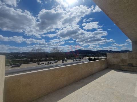 Apartamento de luxo T2 recuado em Creixomil, Guimarães