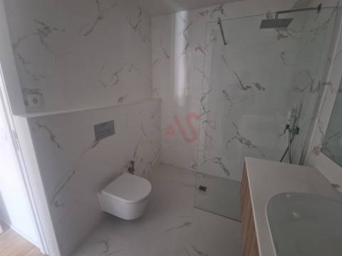 Apartamento de luxo T2 recuado em Creixomil, Guimarães