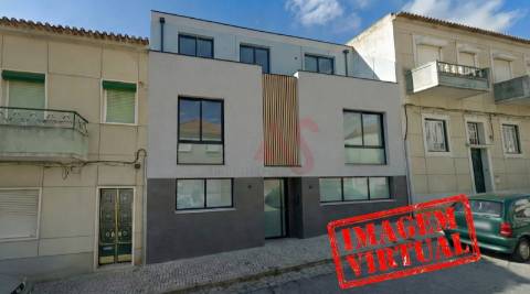 Terreno Urbano, no centro da cidade de Santarém, A 300 metros do shopping e a 100 metros da  PSP