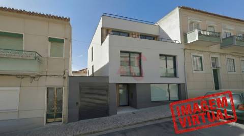 Terreno Urbano, no centro da cidade de Santarém, A 300 metros do shopping e a 100 metros da  PSP