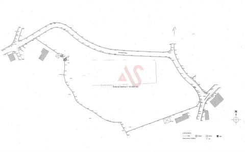 Terreno com 15800 m2 com possibilidade de construção em Serzedelo, Guimarães