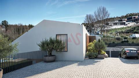 Moradia T4 de luxo no Parque da Cidade em Guimarães