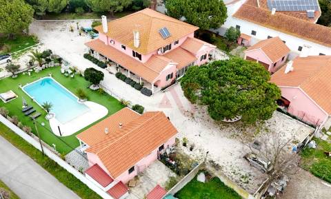 Quinta com duas habitações no Porto Alto, Samora Correia