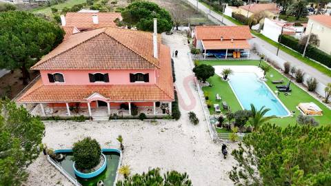 Quinta com duas habitações no Porto Alto, Samora Correia