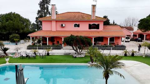 Quinta com duas habitações no Porto Alto, Samora Correia