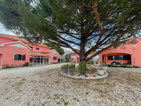 Quinta com duas habitações no Porto Alto, Samora Correia