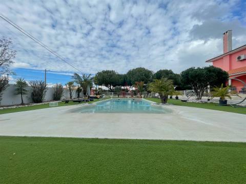 Quinta com duas habitações no Porto Alto, Samora Correia