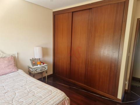 Moradia Individual T5 em Vila Nova de Sande, Guimarães