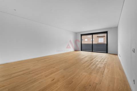 Apartamento T3 de luxo no Couros Residences no centro de Guimarães