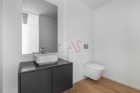 Apartamento T3 de luxo no Couros Residences no centro de Guimarães
