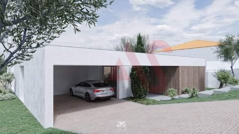 Terreno para construção com 800 m2 e projeto aprovado em Revinhade, Felgueiras