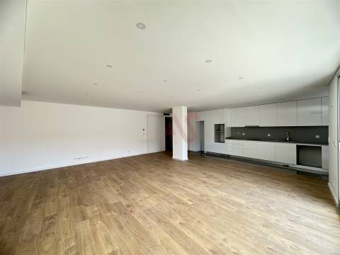 Apartamentos T3 (rés-do-chão) em Azurém, Guimarães