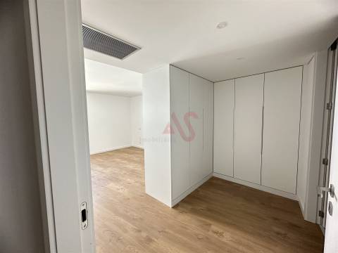 Apartamentos T3 (rés-do-chão) em Azurém, Guimarães