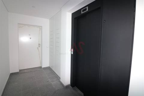 Apartamentos T3 (rés-do-chão) em Azurém, Guimarães