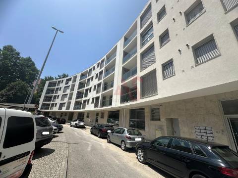 Apartamentos T3 (rés-do-chão) em Azurém, Guimarães