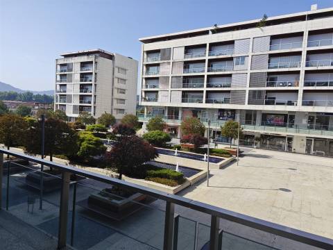 Loja no Fórum Vizela – 41,30 m2 com Licença para Comércio e Serviços