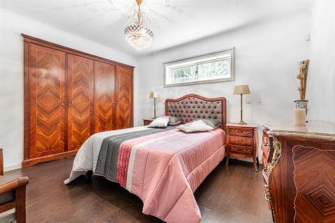 Moradia T3 + T2 + Armazém em Santa Eulália, Vizela