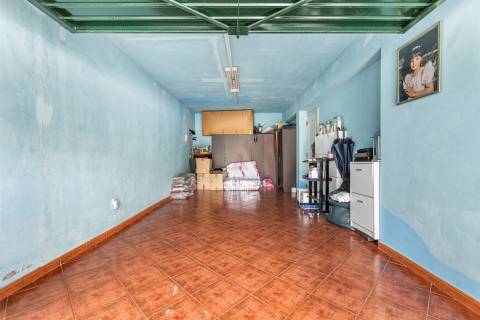 Moradia T3 + T2 + Armazém em Santa Eulália, Vizela