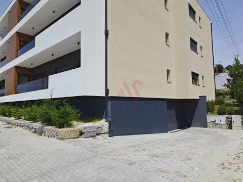 &#127359;&#65039; Lugar de Garagem para venda em Vizela