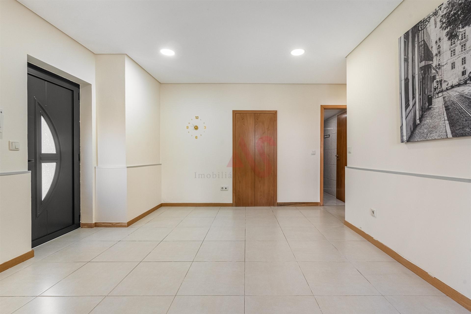 &#127969; Andar de Moradia T2 – Rés-do-Chão &#124; 77 m² &#124;  Ferreiros, Braga