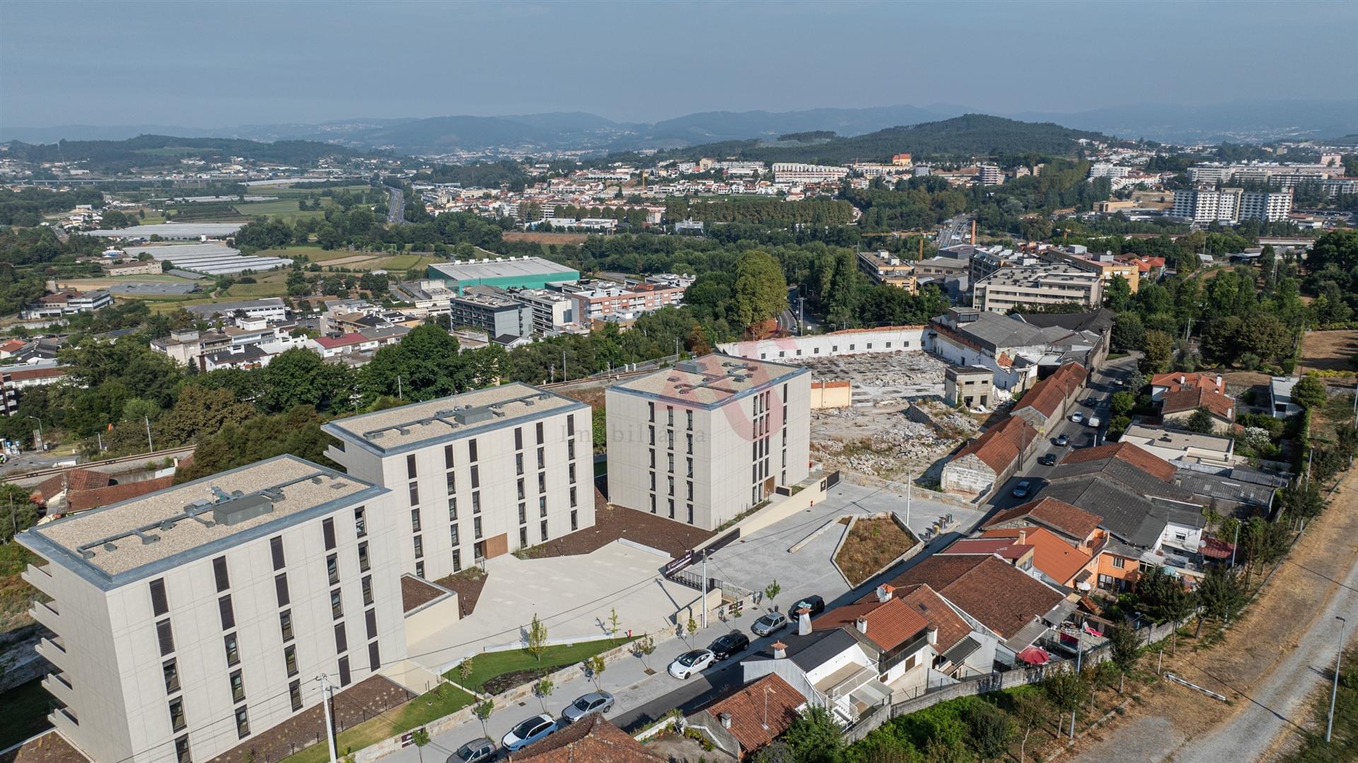 Apartamento T1 de luxo, novo, pronto a habitar - Guimarães - Urgezes