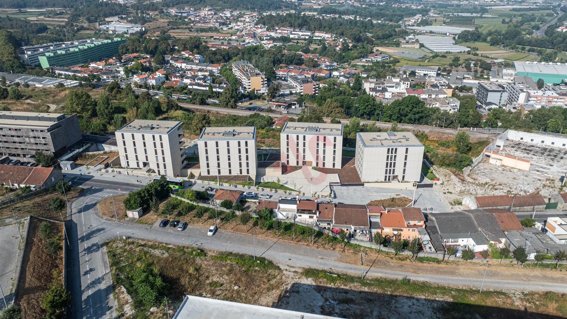 Apartamento T1 de luxo, novo, pronto a habitar - Guimarães - Urgezes