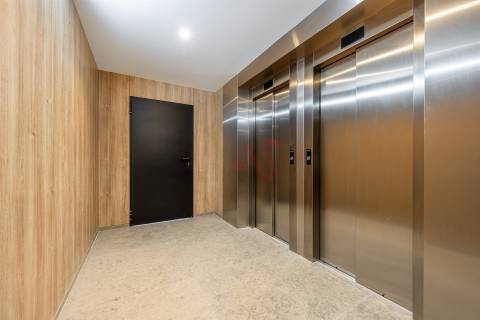 Apartamento T1 de luxo, novo, pronto a habitar - Guimarães - Urgezes