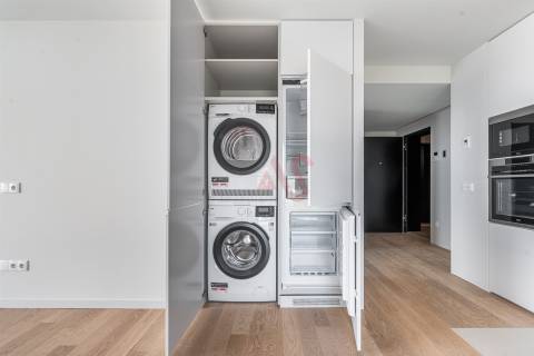 Apartamento T1 de luxo, novo, pronto a habitar - Guimarães - Urgezes