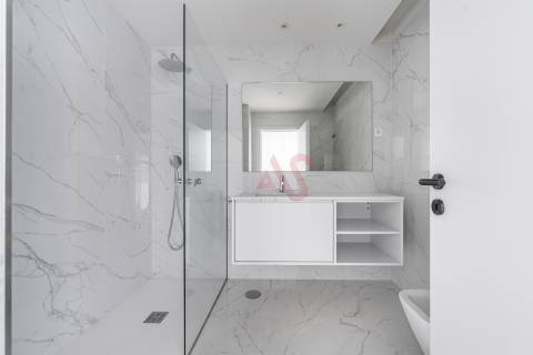 Apartamento T1 de luxo, novo, pronto a habitar - Guimarães - Urgezes