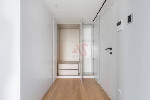 Apartamento T1 de luxo, novo, pronto a habitar - Guimarães - Urgezes