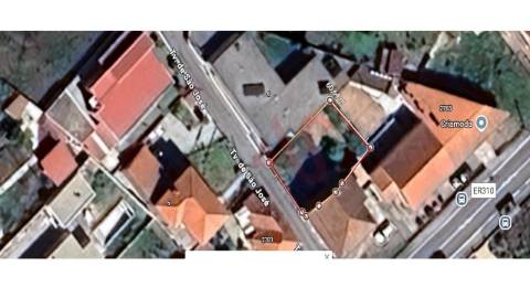 Terreno para Construção com 231 m² em Brito, Guimarães