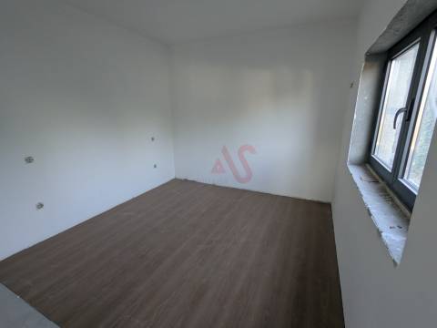 Apartamento T1 novo (rés do chão) em Fafe