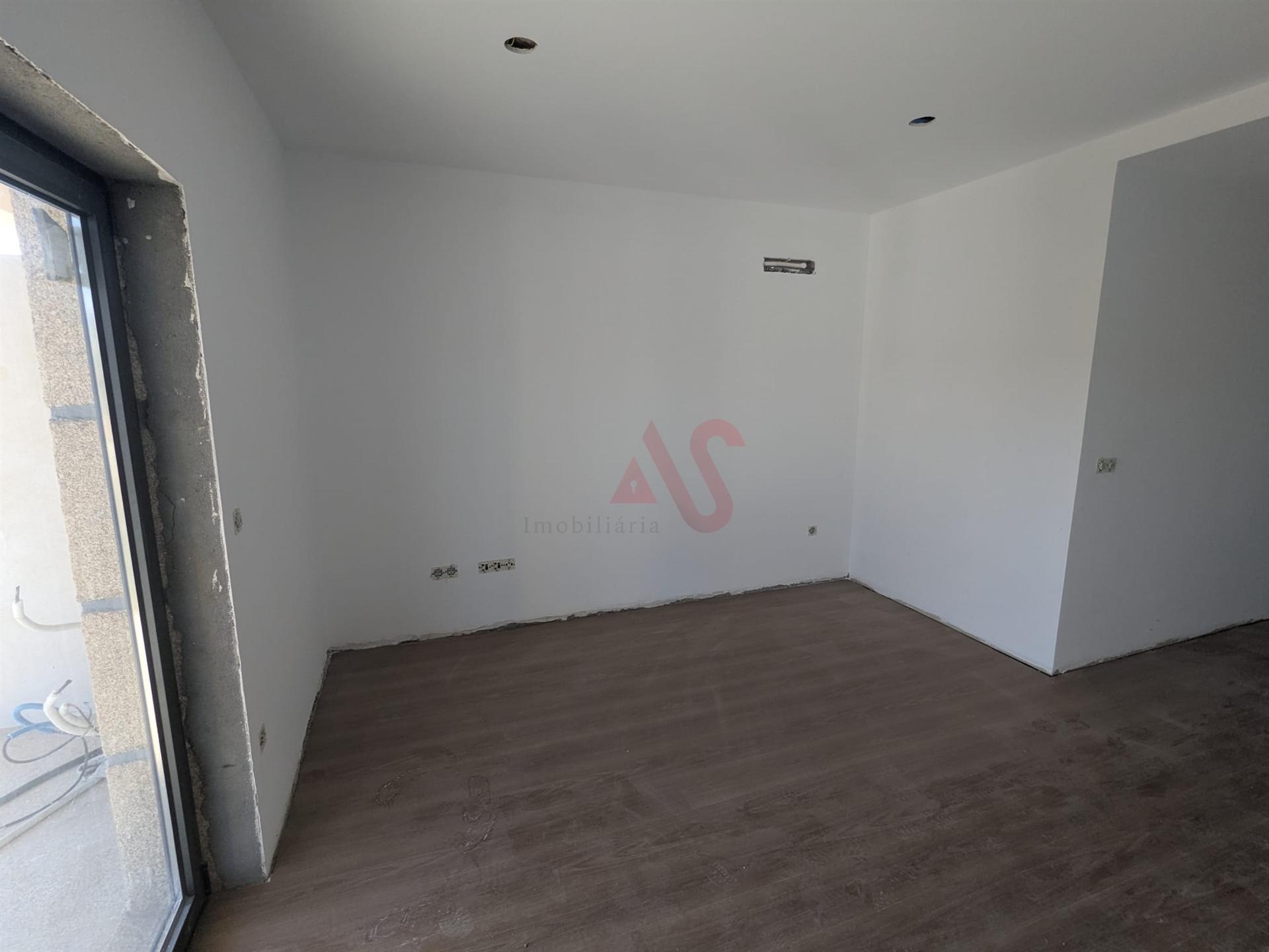 Apartamento T1 (1.º Andar) novo em Fafe
