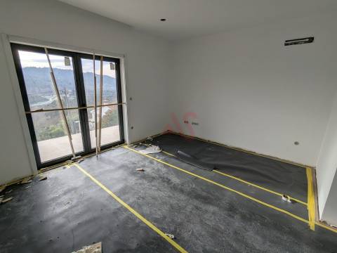 Apartamento T1 (1.º Andar) novo em Fafe