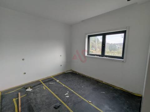 Apartamento T1 (1.º Andar) novo em Fafe