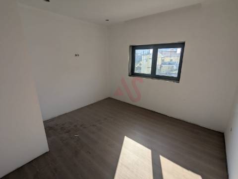Apartamento T2 recuado novo em Fafe