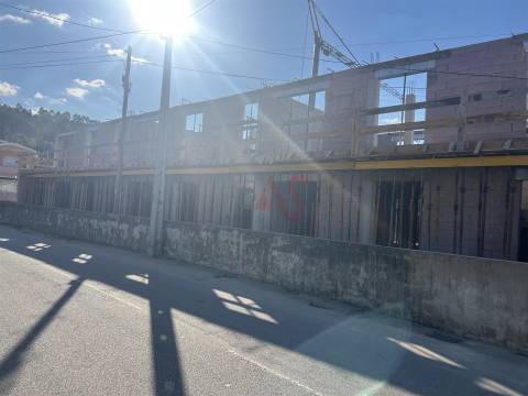 Moradia T3 com 305,33 m² de área de construção – Santa Eulália, Vizela