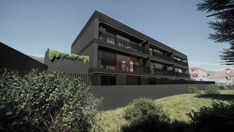 Moradia T3 com 296,94 m² de área de construção – Santa Eulália, Vizela