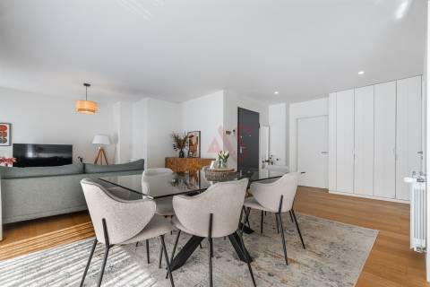 Apartamento T2 para arrendamento, mobilado e equipado, inserido no Salgueiral Residences