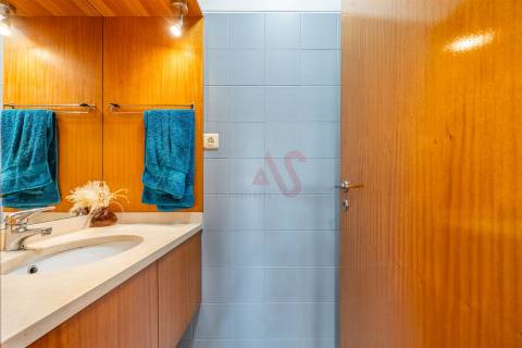 Moradia em Banda T3 em Fermentões, Guimarães – Conforto, Centralidade e Tranquilidade