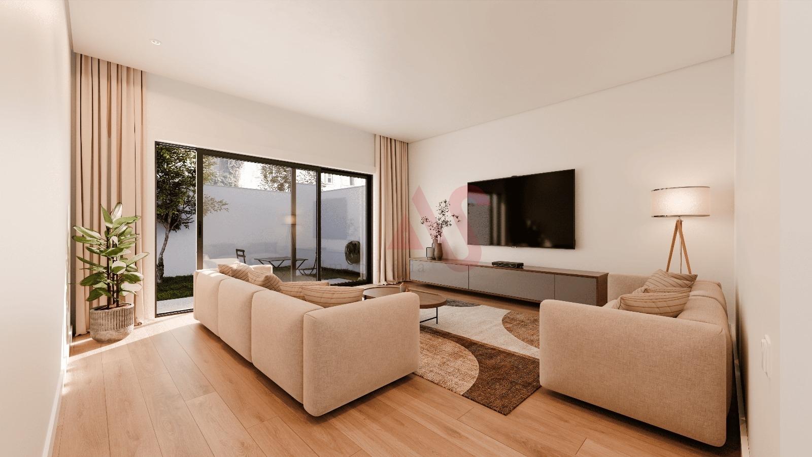 Moradia T3 de Luxo renovada no centro do Porto - Conforto, Exclusividade e Espaço Exterior Privativo